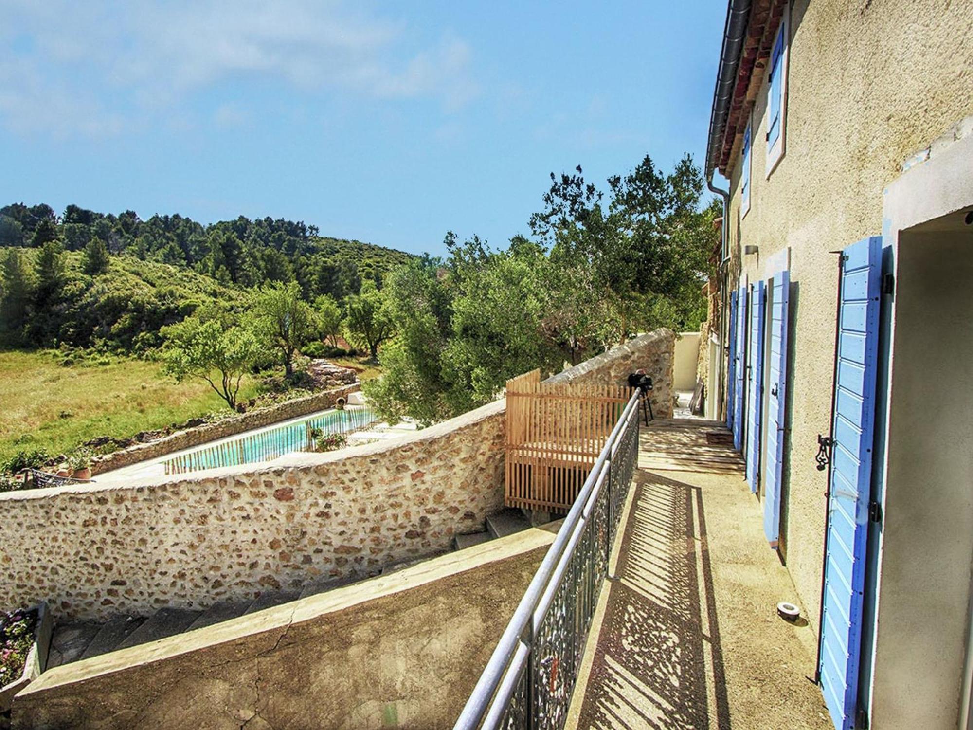 Apartment Classy In Que Des Corbi Res With Swimming Pool