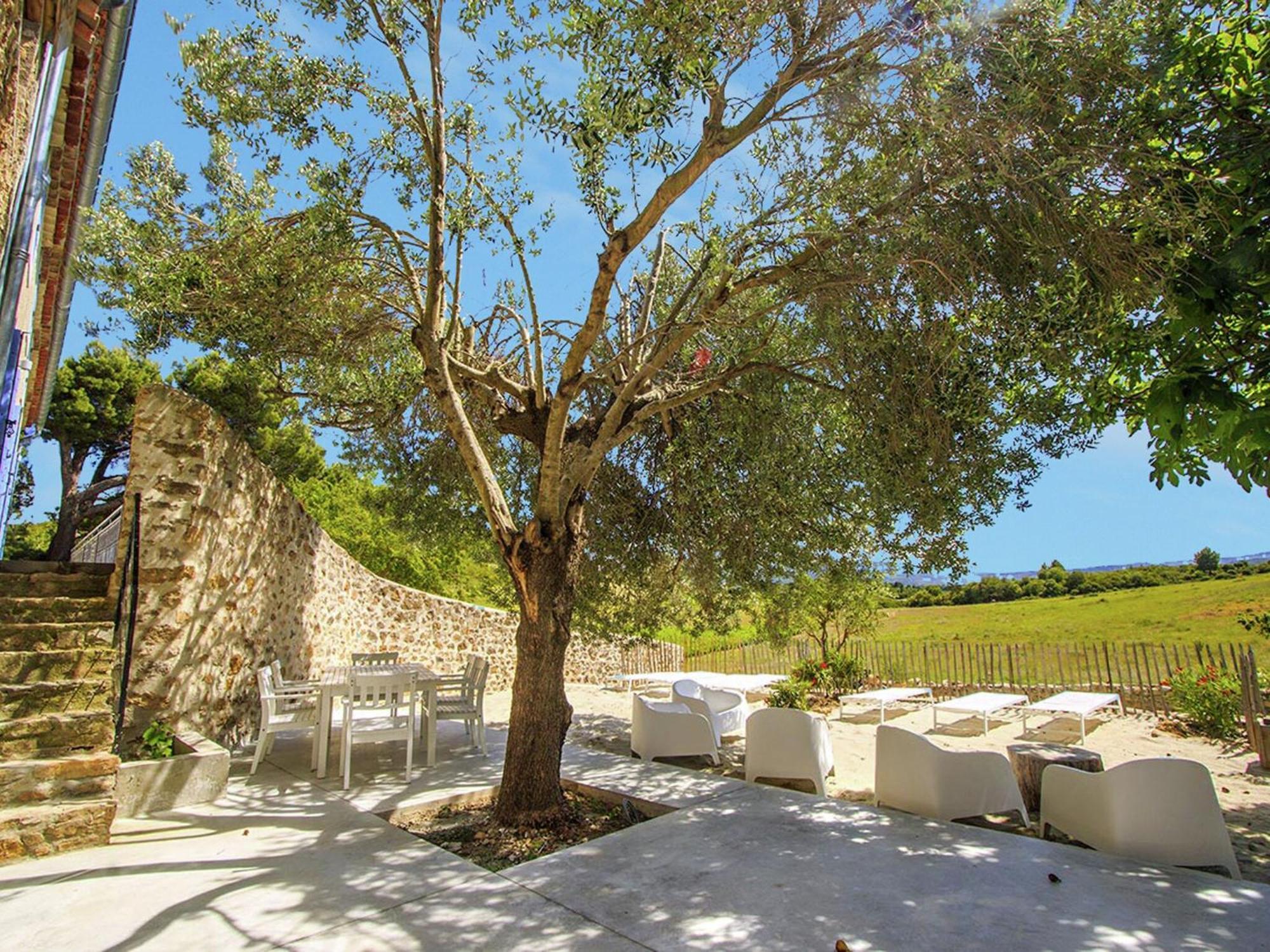 Classy In Que Des Corbi Res With Swimming Pool Apartment